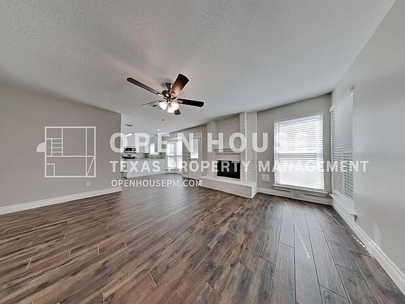 3rd image of 2638 Brookdale Dr