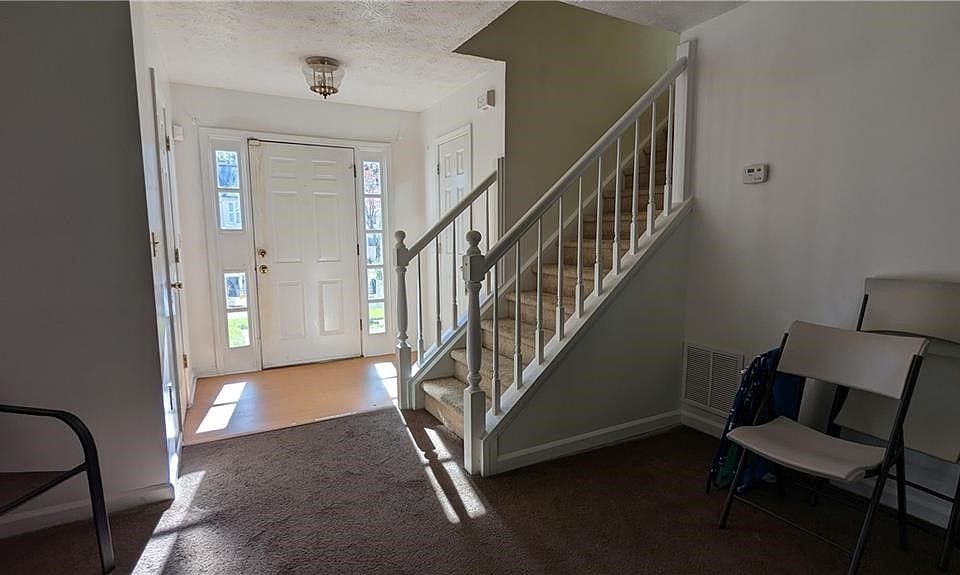 2nd image of 3920 Sidney Lanier Blvd