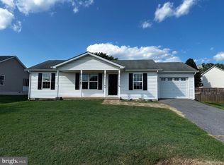 94 Escalade Ln, Martinsburg, WV 25403