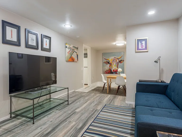 3212 Adeline St — Photo 13