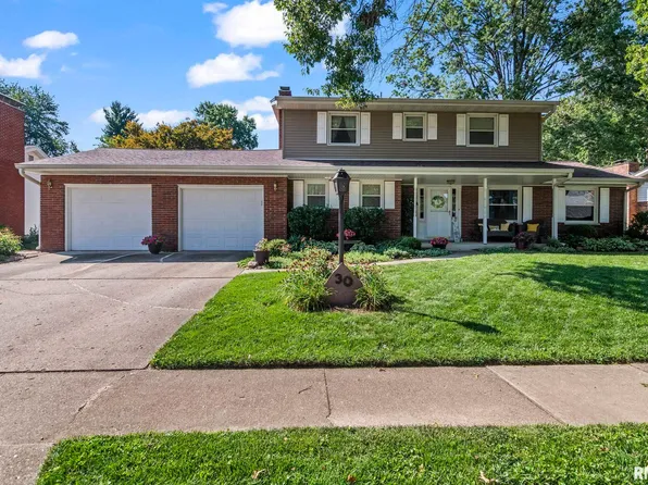 30 Danbury Dr, Springfield, IL 62704