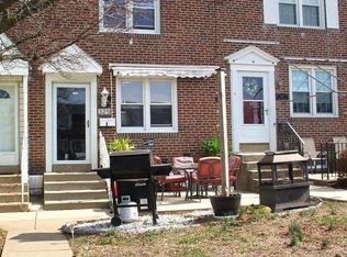 325 Westpark Ln, Clifton Heights, PA 19018
