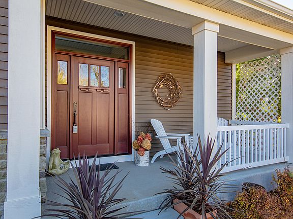 3rd image of 5561 N Red Pine Cir