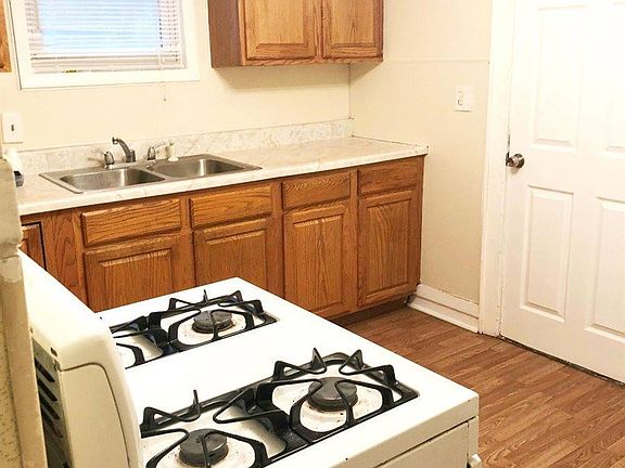 4th image of 2064 Republic Ave