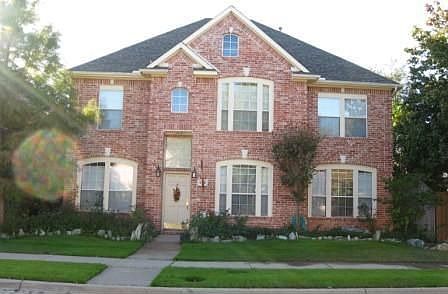 1st image of 968 Parker Dr