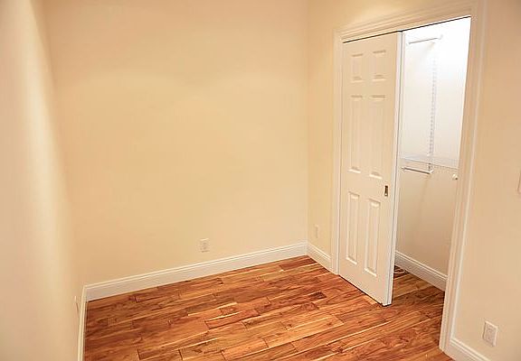 3rd image of 102 Christopher St APT 4