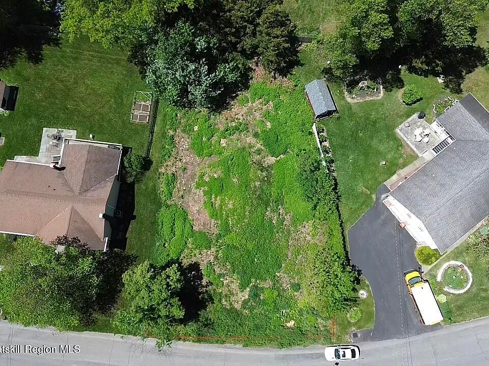 1st image of 350 Elmendorf Drive