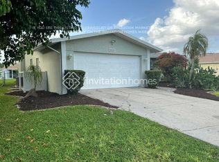 925 SE 27th St, Cape Coral, FL 33904