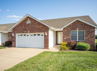 201 Elizabeth Dr, Litchfield, IL 62056