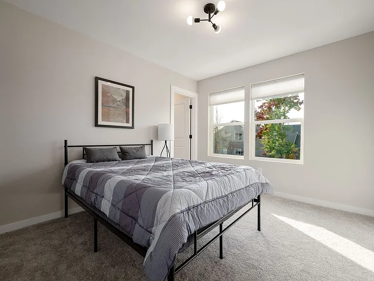 Brand New Newberg Homes- Up to 1 Month Free! — Photo 25
