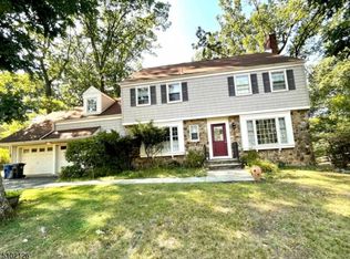 55 Skyline Dr, Morristown, NJ 07960