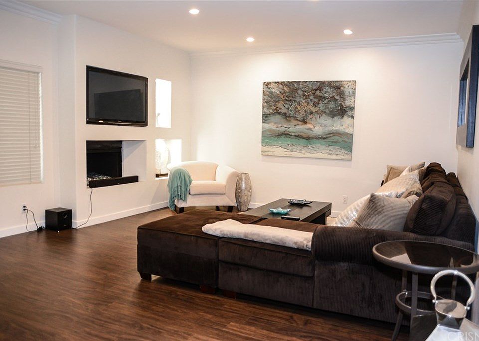 1st image of 5200 White Oak Ave Unit 35