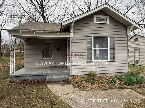 2300 S Martin St Photo 1