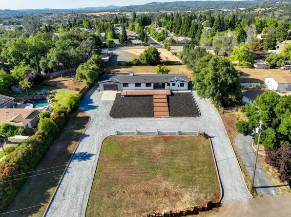 12445 Ladd Ln, Auburn, CA 95603