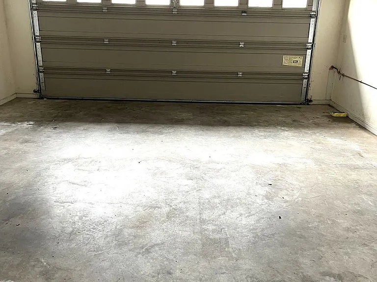 152 Lantern Ln — Photo 33