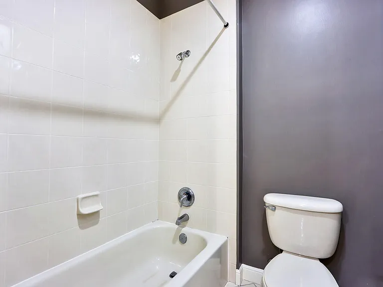 1904 Flower Dr — Photo 39