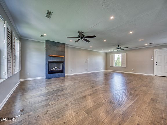 4th image of 1141 Mortons Meadow Rd