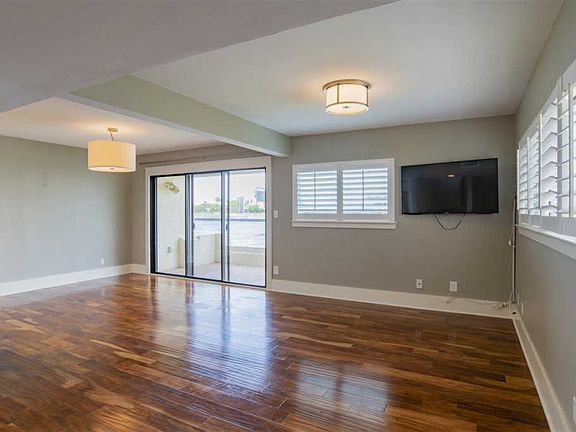 3rd image of 23 Port Royal Way