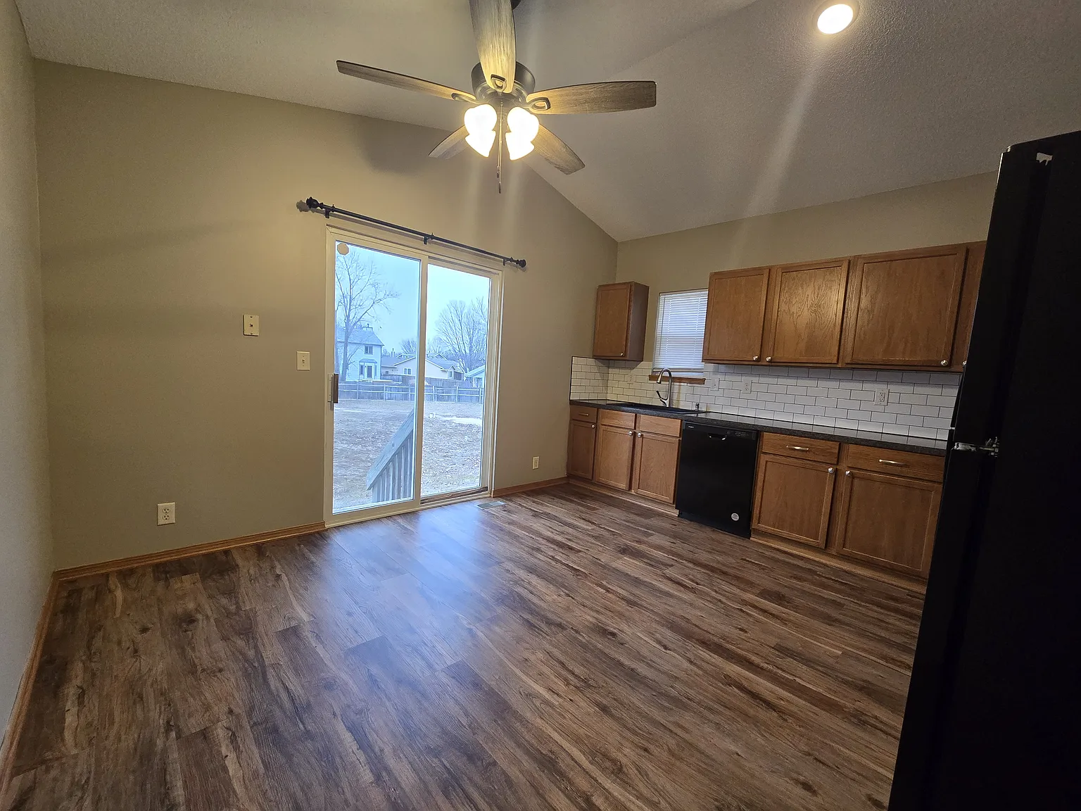 4 bed, 1650 sqft, $1,500 — Photo 4