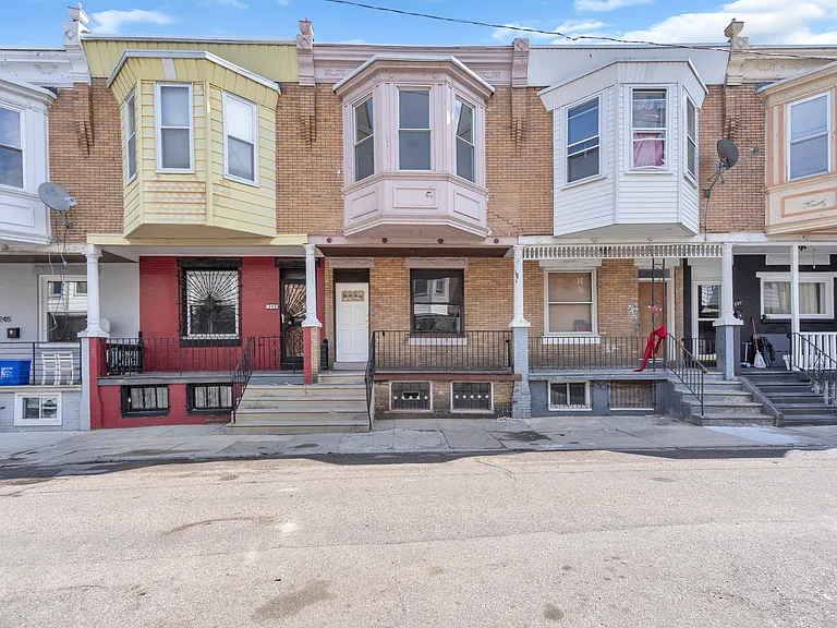 241 N Ruby St — Photo 6