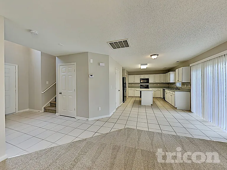 4030 Evelyn Ave — Photo 5
