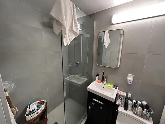 Rented by Five Town Global Realty | media 3