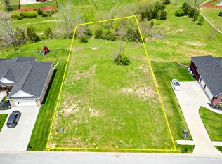 1048 Winter Gdn, Lawrenceburg, KY 40342