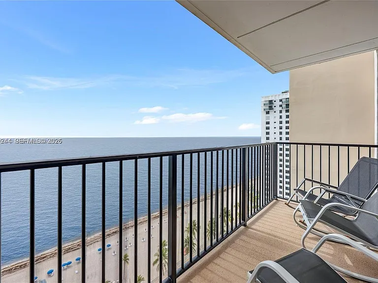 2201 S Ocean Dr #2202 — Photo 16