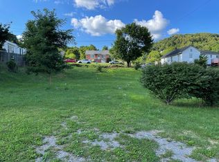 181 W Banner St, Lebanon, VA 24266