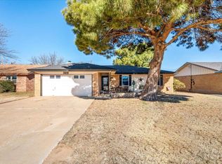 329 Walnut St, Levelland, TX 79336