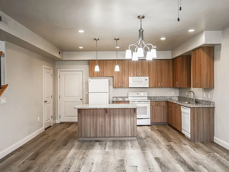 1184 E Bulloch St #51 — Photo 6