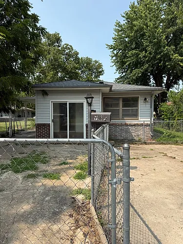 730 W 12th St Photo 1 730 W 12th St Photo 1