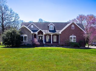 1623 Friendship Rd, Cross Plains, TN 37049