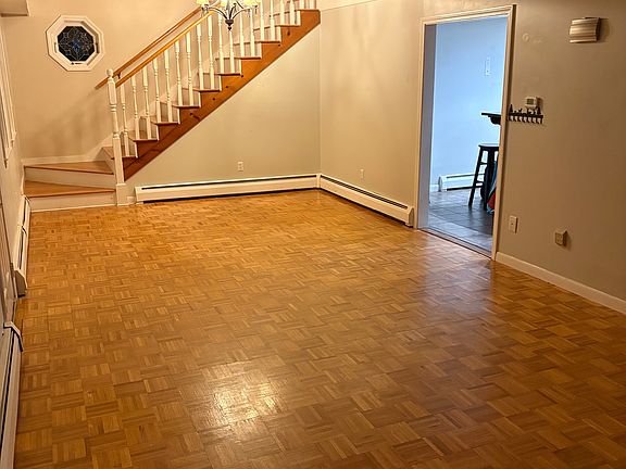 3rd image of 124 High St #1