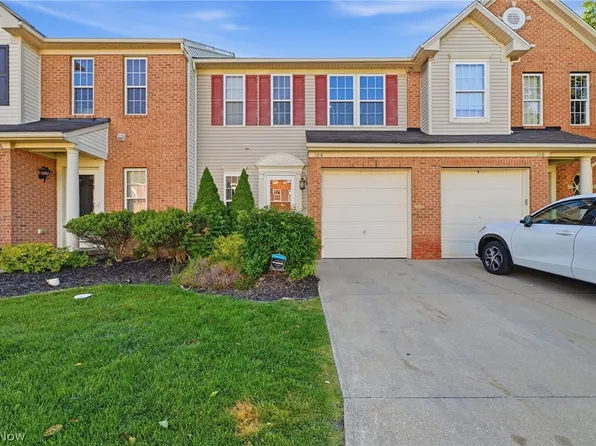 108 Clay Ct, Berea, OH 44017