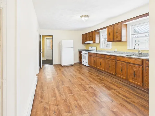 47 Tremont St Floor 2, Norwood, MA 02062