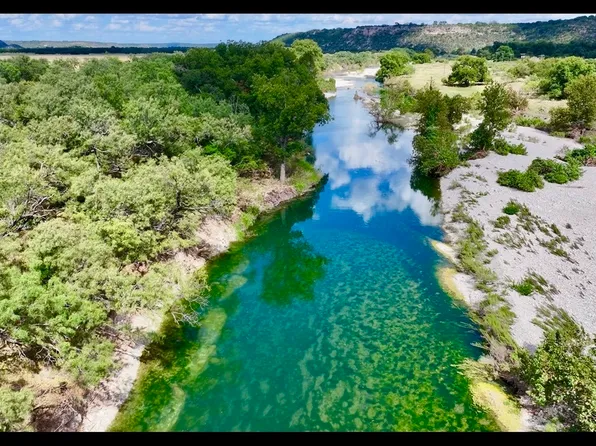 348 LUNDY RD, Junction, TX 76849