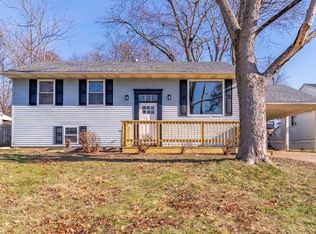5011 Manor Ct, Evansville, IN