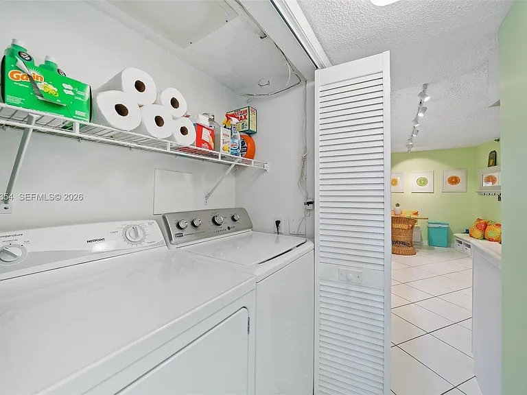 355 S Ocean Dr #401 — Photo 11