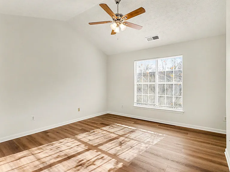 2559 Walden Lake Dr #1 — Photo 12