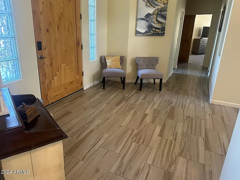 2715 W Cheyenne Dr — Photo 24