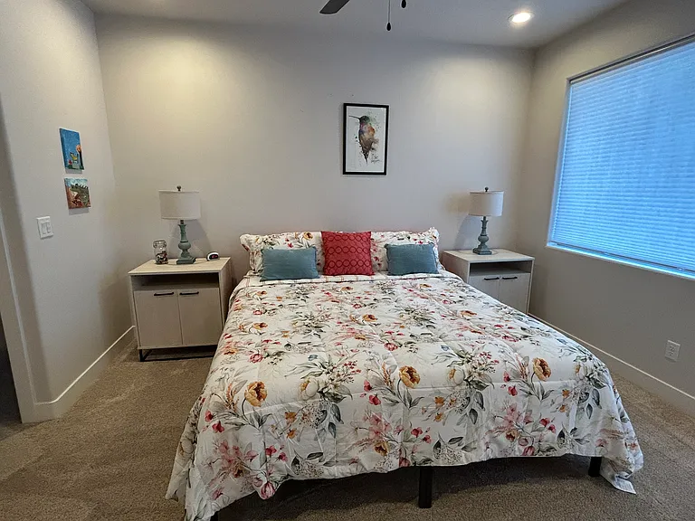 460 E Mohawk Dr — Photo 7