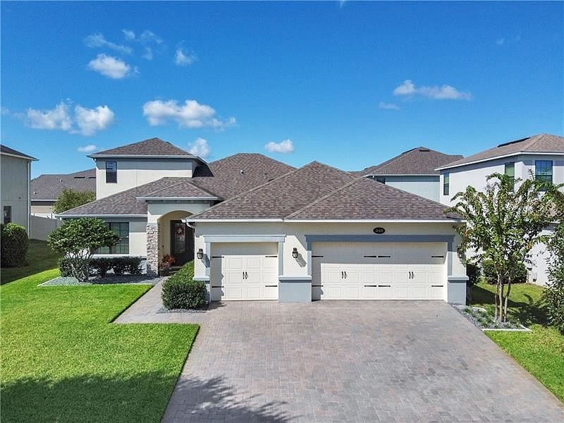 1st image of 340 Bellview Pl
