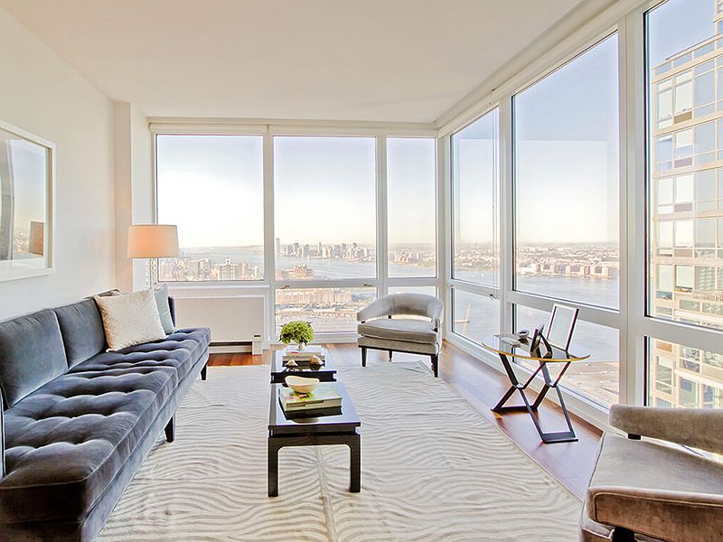 1st image of 610 W 42nd St #S37e