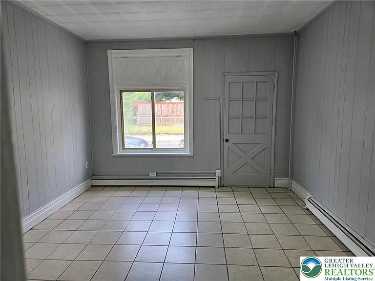 436 Pierce St — Photo 2