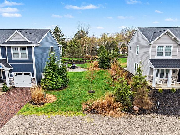 2nd image of 661 Meadow Dr #136