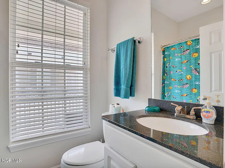 1790 Queen Anne St #1 — Photo 17