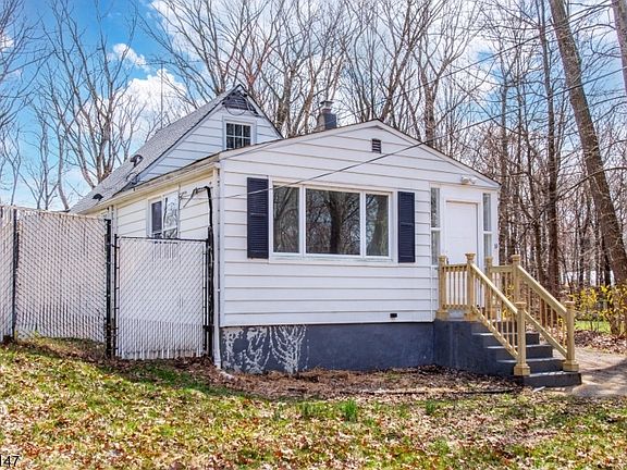 2nd image of 19 Homestead Rd