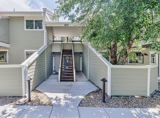 8011 Countryside Park APT 215, Longmont, CO 80503