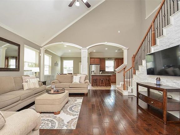 3rd image of 4935 Ginger Bluff Trl